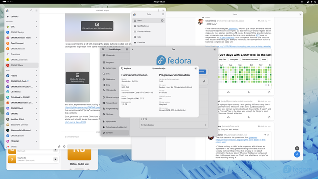 Screenshot of GNOME desktop in Fedora Workstation 44