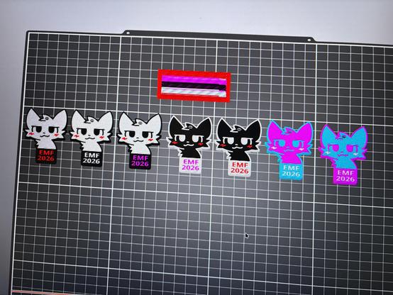 lots of 3d print models of boykisser in different color combos